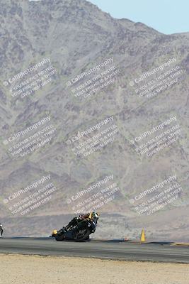 media/Nov-16-2025-Race Pace (Sun) [[8c5fa54630]]/Non Verified Riders (1st 20 Minutes)/2-Turn 10 (1010am)/